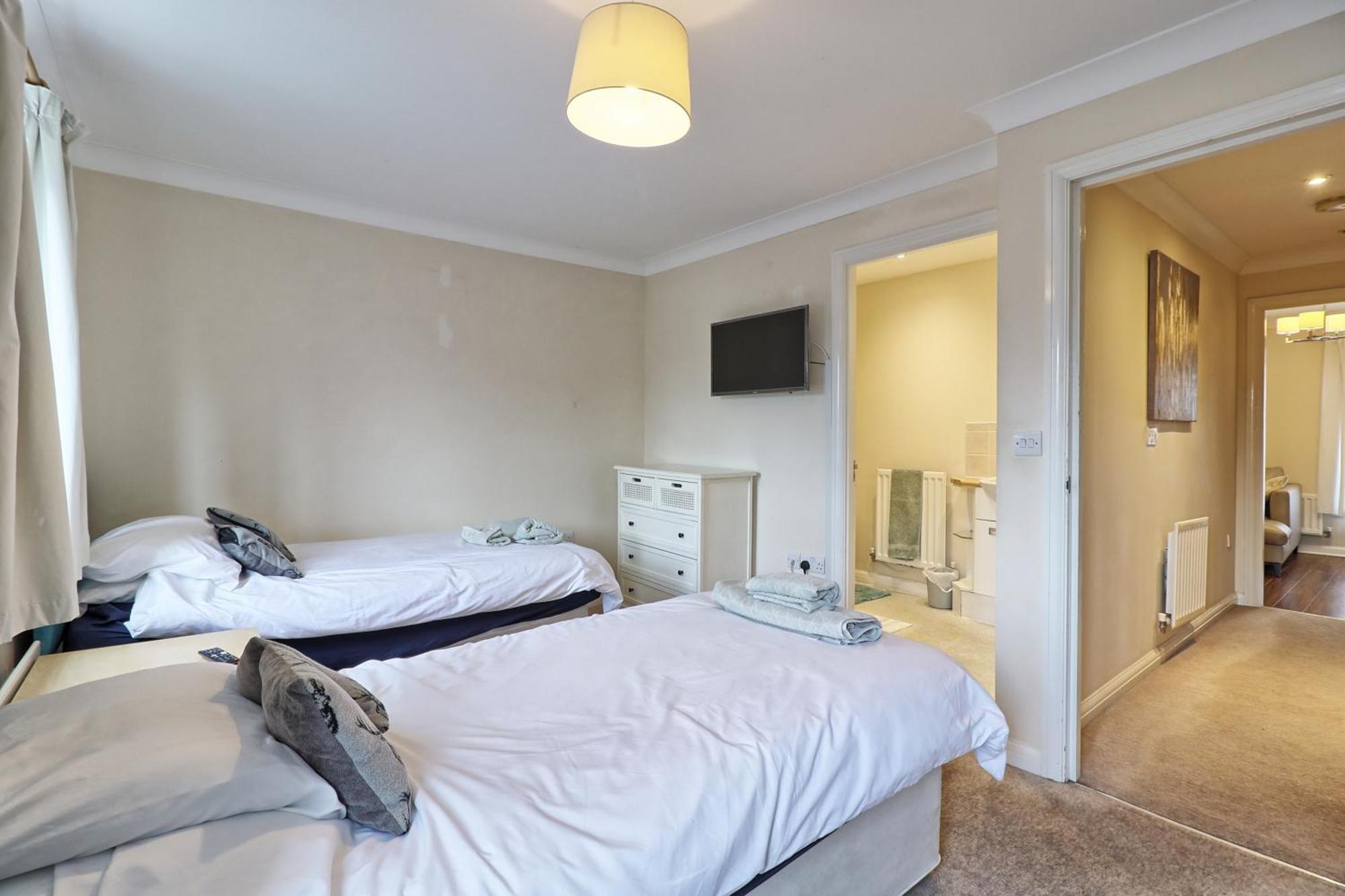 By Buildersbeds - Paignton House 4 Bedrooms Harold Wood Eksteriør billede