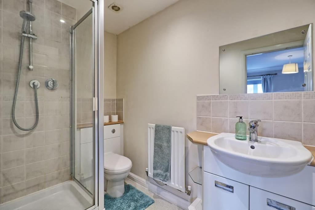 By Buildersbeds - Paignton House 4 Bedrooms Harold Wood Eksteriør billede